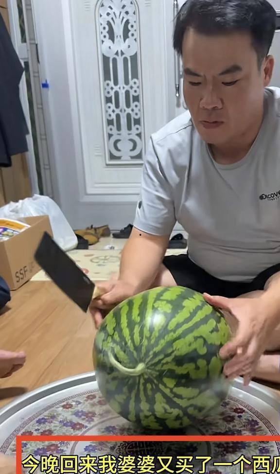 直播吃瓜真假对比,真假难辨，揭秘网络直播背后的真相