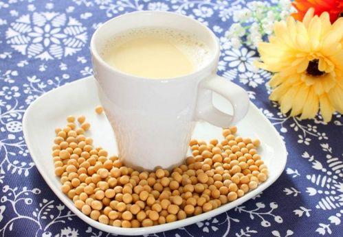 吃蜜瓜吃豆浆好吗,营养美味两不误的夏日饮品新选择