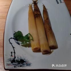 手剥瓜怎么吃美食,解锁夏日清新美食新境界